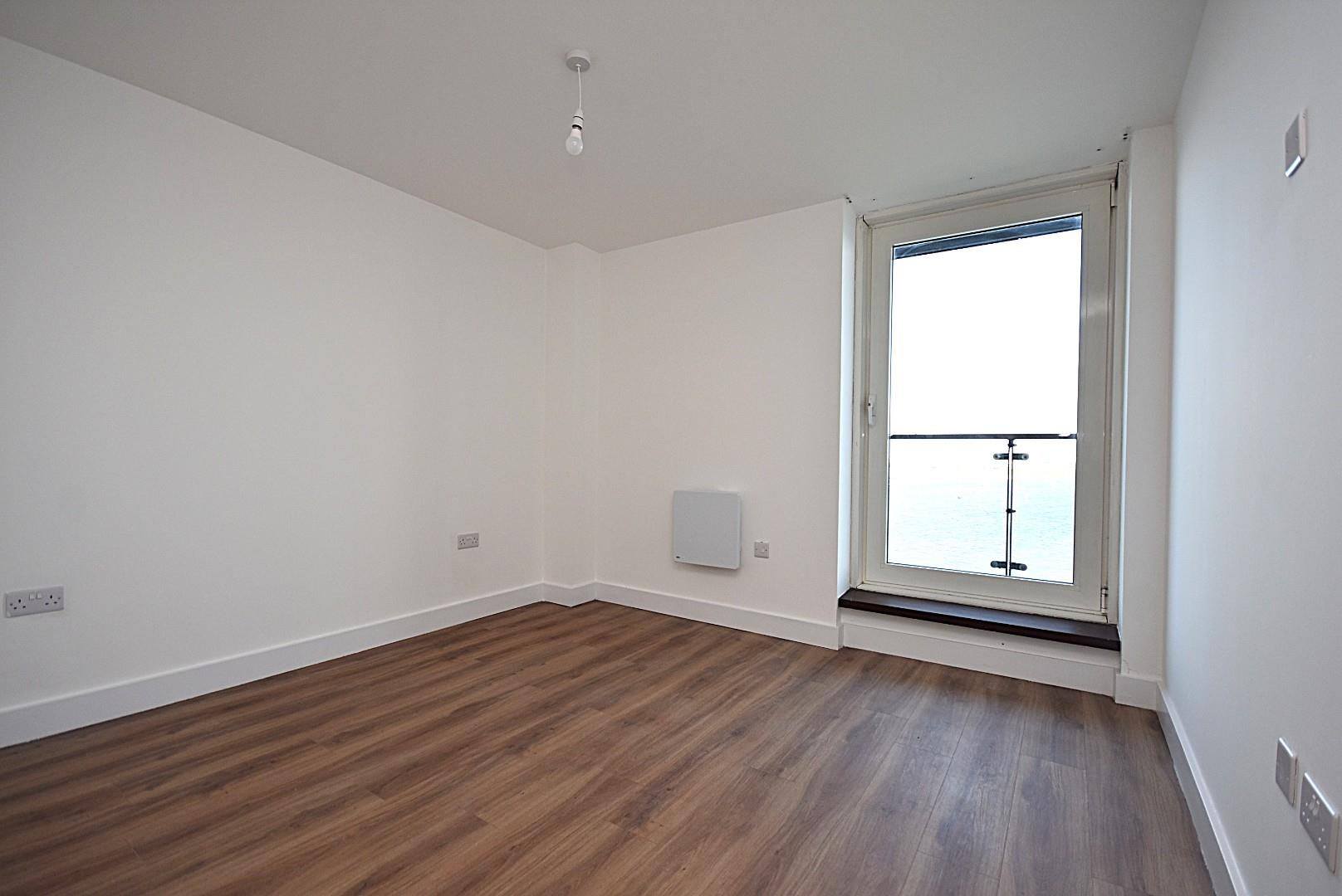 21 Eddystone House, Ferry Court, Cardiff, CF11 0AU